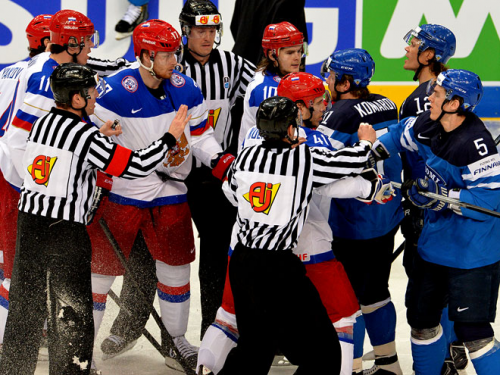 1401049346_b_25-maja-2014-goda-minsk-chempionat-mira-final-rossija-finljandija-5-2.jpg